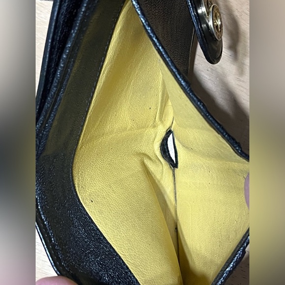 Bvlgari Leather Doppio Tondo Wallet - Picture 9 of 13